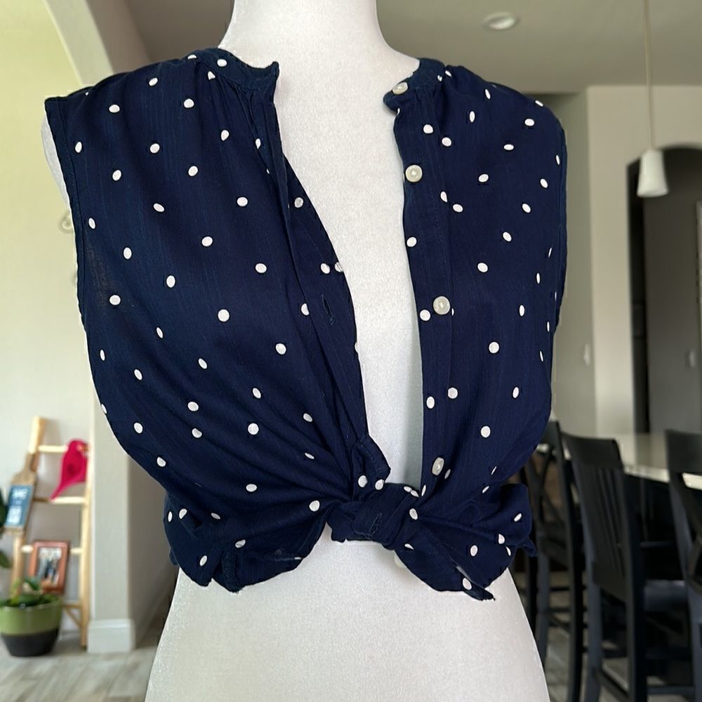 Old Navy Blue Sleeveless Button Down White Polla Dots Cotton Viscose XS Nautic - Picture 7 of 10